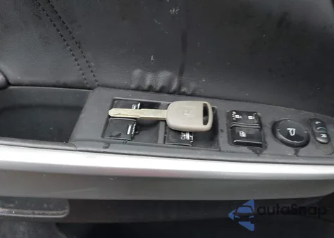 2008 Honda Accord 2.4 Ex-L from USA, damaged, VIN 1HGCP25878A070671